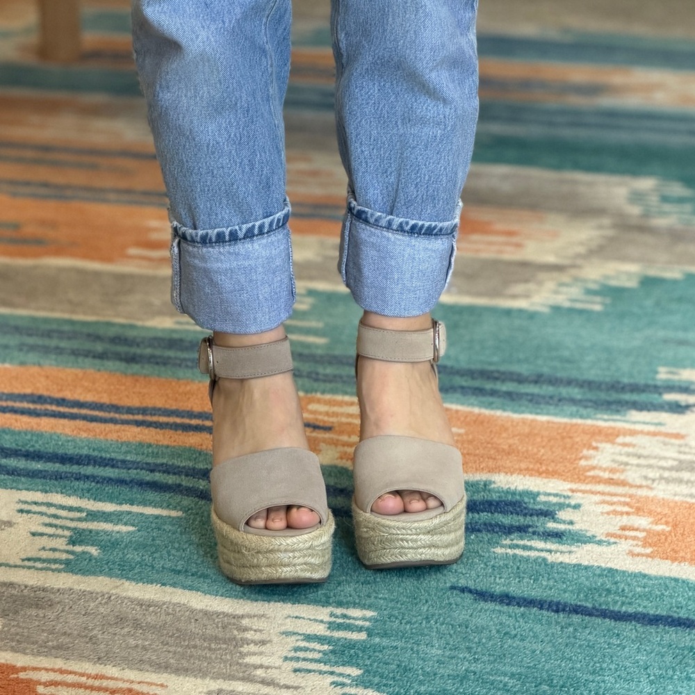 Marc Fisher Platform Sandals - Picture 3 of 11